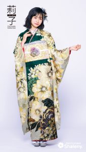 莉子着用の振袖-緑|成人式の新作振袖ご紹介 RK-08