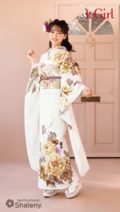 白石花恋の振袖|成人式の新作振袖ご紹介 IT-2305