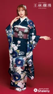 “王林浪漫”の振袖-紺|成人記念の新作振袖ご紹介 OR-307