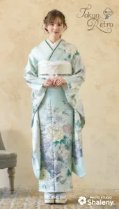 “マーシュ彩ちゃん”着用の振袖-水色|成人記念の新作振袖ご紹介 TR-603