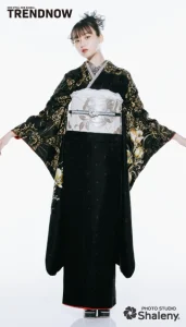 菊池日菜子 ×TRENDNOW(トレンドナウ)の振袖-黒|ハタチ記念の新作振袖ご紹介 TN-262
