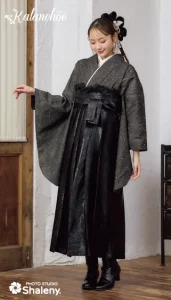 “加藤 栞 × カランコエ”の卒業式袴レンタル｜卒業式の袴ご紹介　KN-07