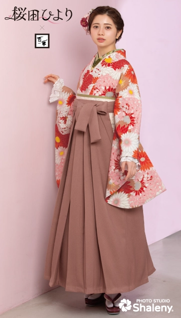 “桜田ひより × 百華”の卒業式袴レンタル｜卒業式の袴ご紹介　SH-67