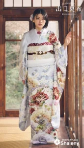“出口夏希”ちゃんの振袖-白|成人記念の新作振袖ご紹介 DN-08