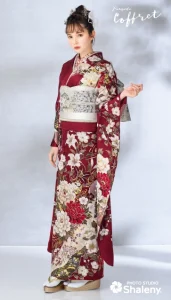 “マーシュ彩ちゃん”着用の振袖-赤|成人記念の新作振袖ご紹介 CF-603