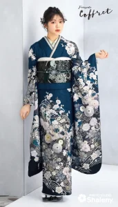“代田萌花ちゃん”着用の振袖-紺|成人記念の新作振袖ご紹介 CF-609
