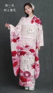 “紅一点×村上愛花”の振袖-ピンク｜成人記念の新作振袖ご紹介　KI-682