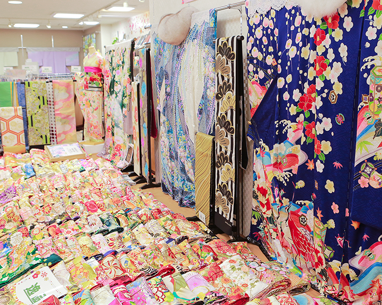 【長野市】シャレニー長野店のご紹介|【長野市】2027年/2028年成人式の方必見|成人の思い出に振袖撮影や振袖購入・振袖レンタルならシャレニー|シャレニー長野店-長野市