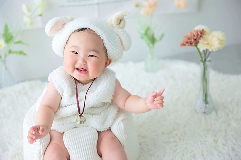 子ども撮影年間約2万人の写真館シャレニーのハーフバースデーフォトおすすめプランをご紹介!!平日限定で手軽に10カットを購入できるお得なプラン｜シャレニー