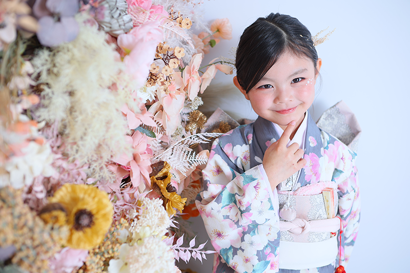 シャレニーで衣裳選択、髪型、メイクをして七五三撮影行った7歳の女の子｜写真撮影をした親子の感想3