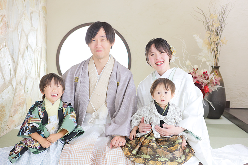 子供と撮影④ | 子供が生まれてからのウェディングフォトはシャレニーで | 結婚記念日は家族で長野のフォトスタジオシャレニーへ